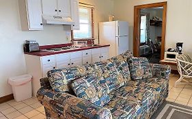 Pony Island Inn